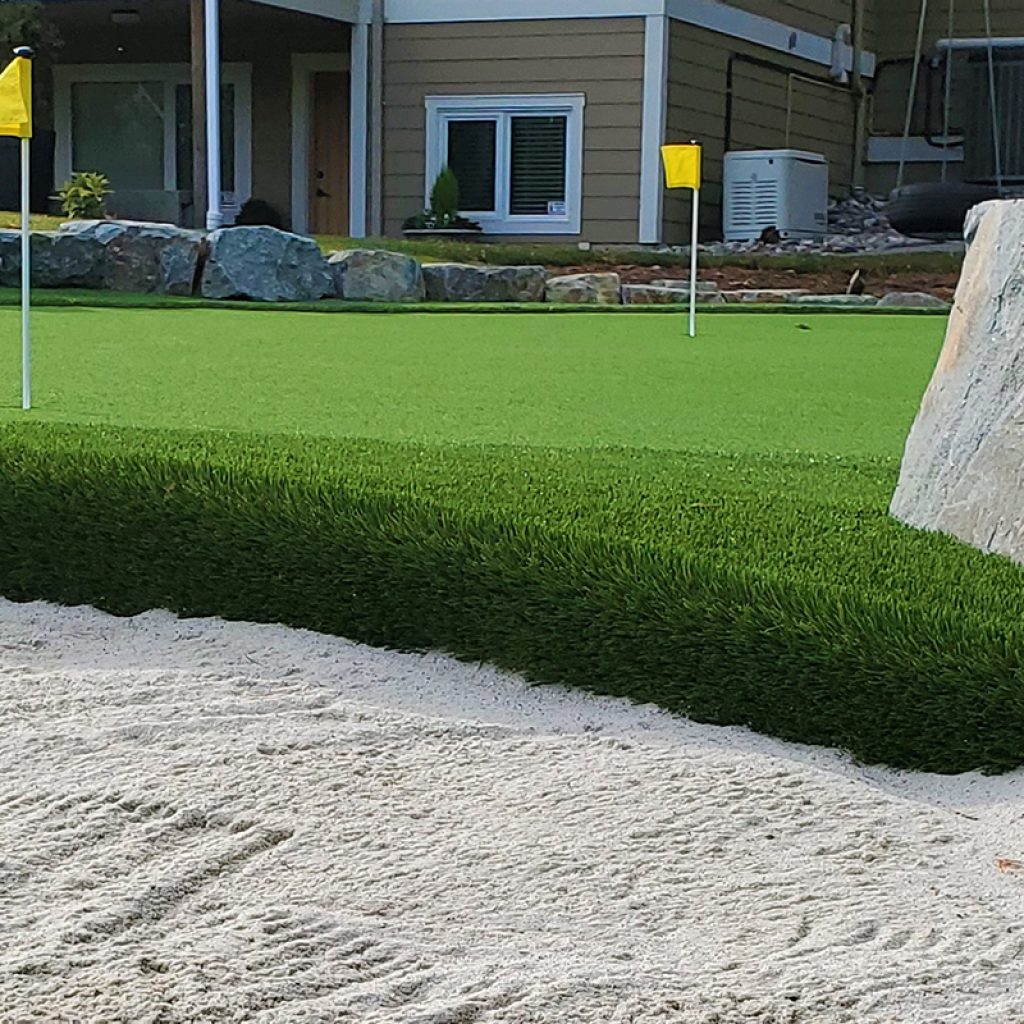 Close-up photo of Artificial Grass Putting Green edge with putting sand